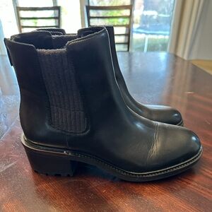 Vince Camuto Black Leather Ankle Booties. Size 9